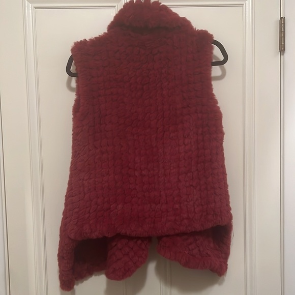 Faux Fur Wine Color Vest by Love Token XS - Picture 2 of 6